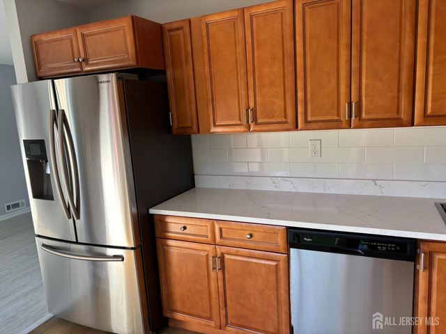 137 Abbot Court, Piscataway, NJ 08854