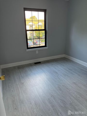 137 Abbot Court, Piscataway, NJ 08854