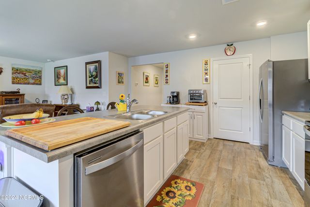 1720 Whooping Crane Drive NE, Bolivia, NC 28422
