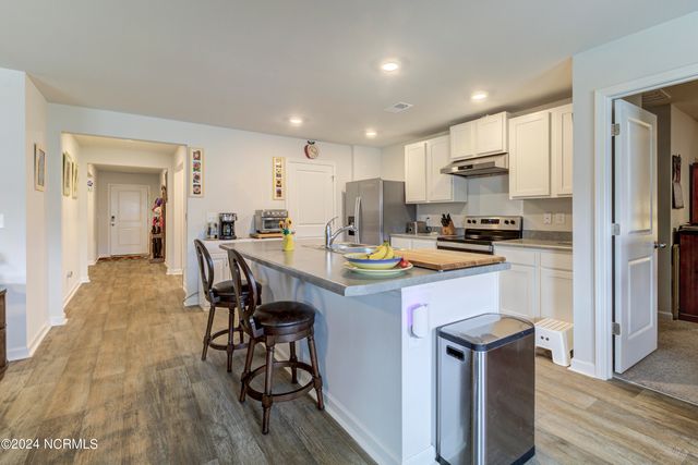 1720 Whooping Crane Drive NE, Bolivia, NC 28422