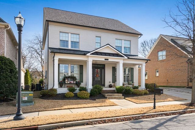 312 Passage Ln, Franklin, TN 37064