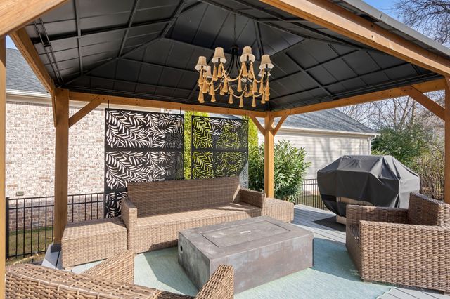 312 Passage Ln, Franklin, TN 37064