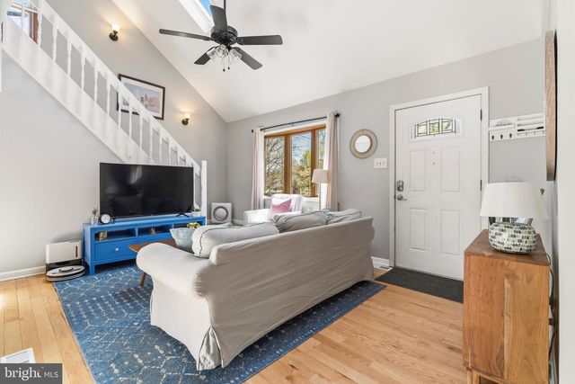 171 FAIRFAX DR, Cinnaminson, NJ 08077