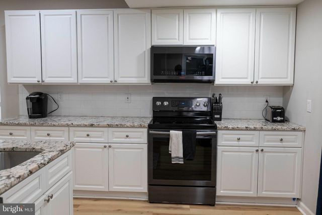 739 S READING AVE, Boyertown, PA 19512