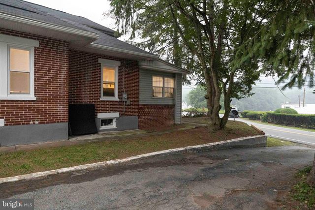 739 S READING AVE, Boyertown, PA 19512