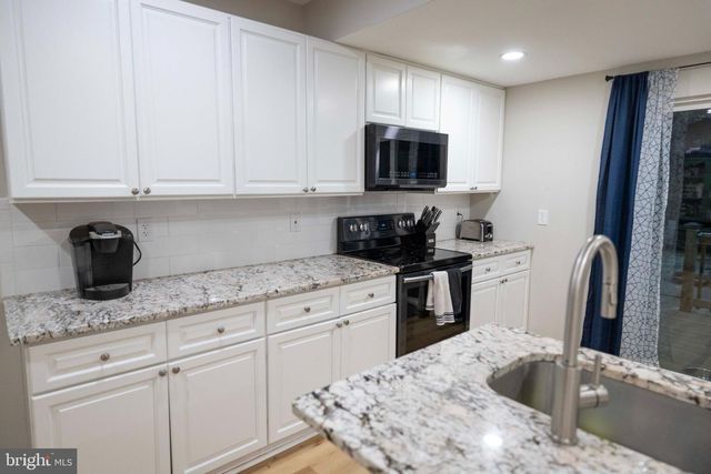 739 S READING AVE, Boyertown, PA 19512
