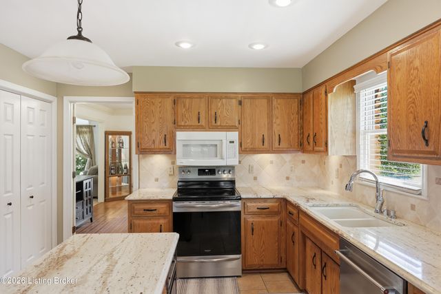 329 Comanche Rd, Shelbyville, KY 40065