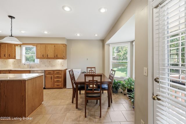 329 Comanche Rd, Shelbyville, KY 40065