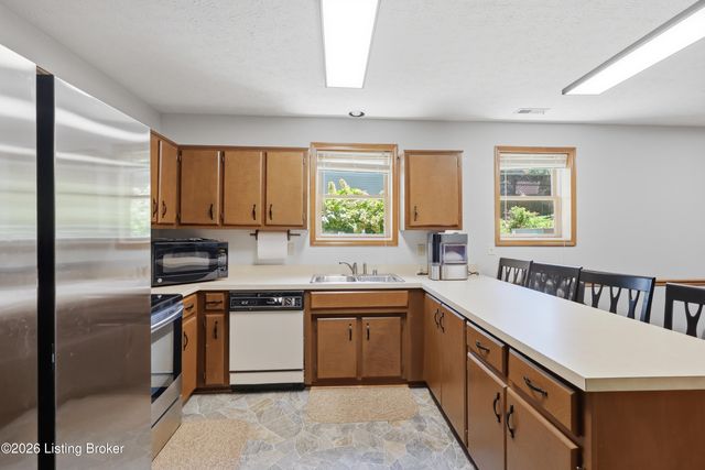 329 Comanche Rd, Shelbyville, KY 40065