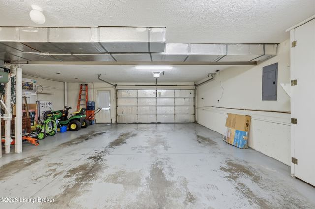 329 Comanche Rd, Shelbyville, KY 40065