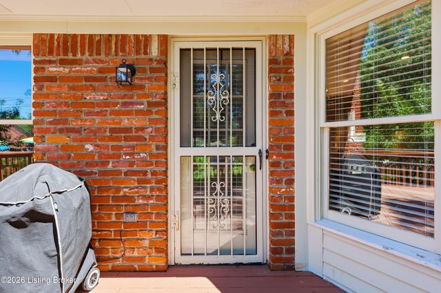329 Comanche Rd, Shelbyville, KY 40065