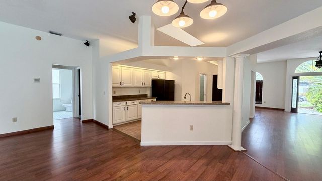 9639 FOX HEARST ROAD, Tampa, FL 33647