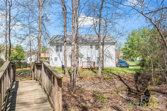 1040 Castle Rock Court, Concord, NC 28025