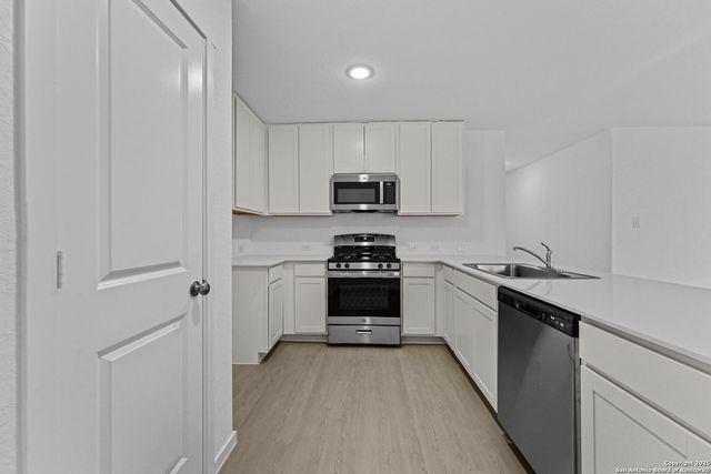 1851 Wood Warbler, New Braunfels, TX 78130