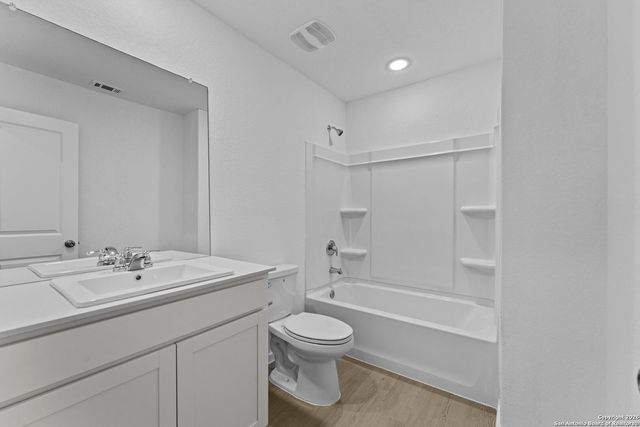 1851 Wood Warbler, New Braunfels, TX 78130