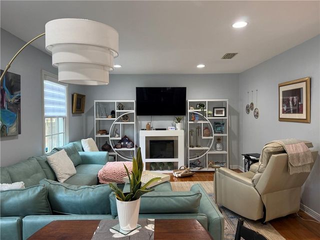 51 Catherine Street S, Mobile, AL 36604