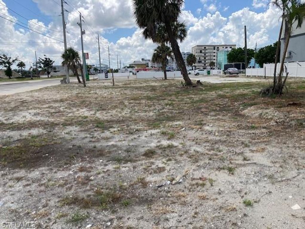 2330-2370 Estero BLVD, FORT MYERS BEACH, FL 33931 — photo 3
