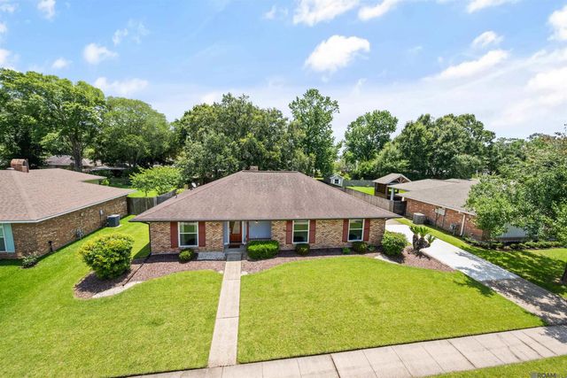 13430 Ridgeview Dr, Baton Rouge, LA 70817