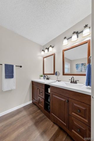 1135 Carrington Drive, St Peters, MO 63376