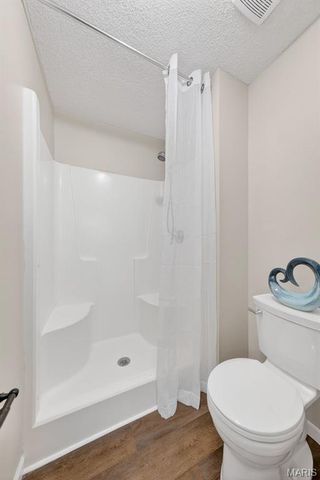 1135 Carrington Drive, St Peters, MO 63376