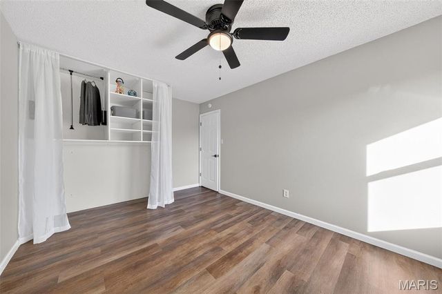 1135 Carrington Drive, St Peters, MO 63376