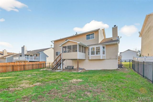 1135 Carrington Drive, St Peters, MO 63376