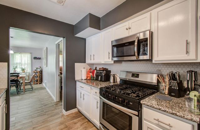 1327 Fallbrook Drive, Houston, TX 77038