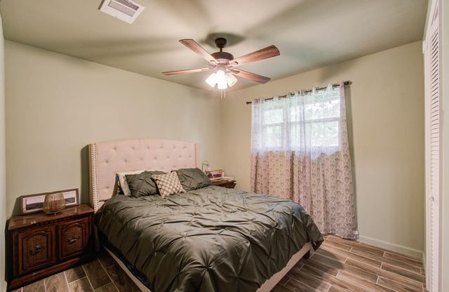 1327 Fallbrook Drive, Houston, TX 77038