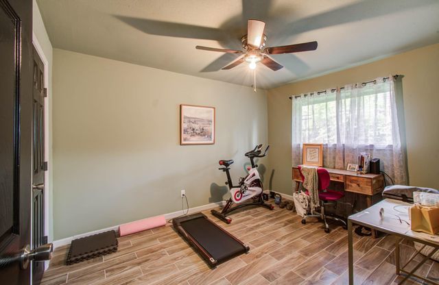 1327 Fallbrook Drive, Houston, TX 77038