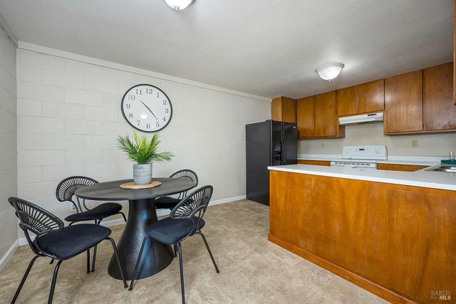 3480 Idlewood Dr, Kelseyville, CA 95451