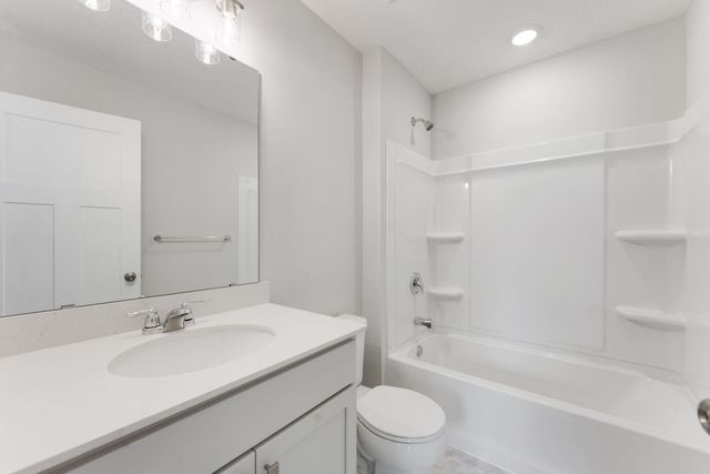 14590 Rhinestone Street NW, Ramsey, MN 55303