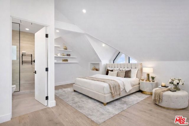 2021 Davies Way, Los Angeles, CA 90046