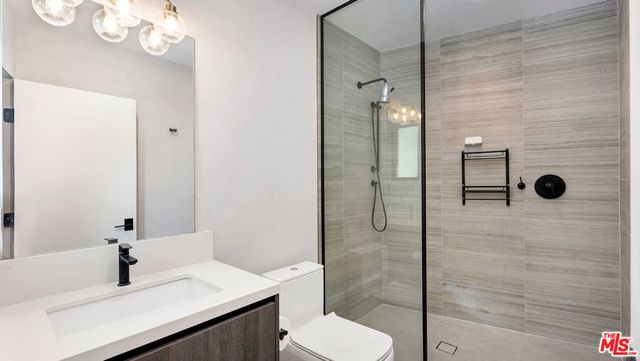 2021 Davies Way, Los Angeles, CA 90046