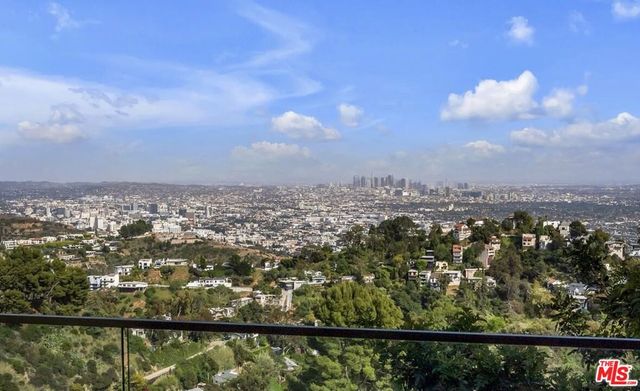 2021 Davies Way, Los Angeles, CA 90046