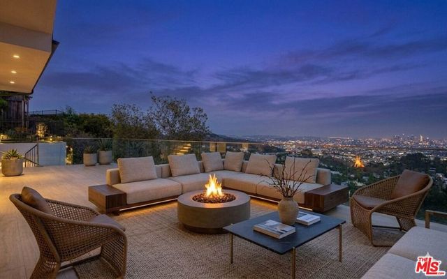 2021 Davies Way, Los Angeles, CA 90046