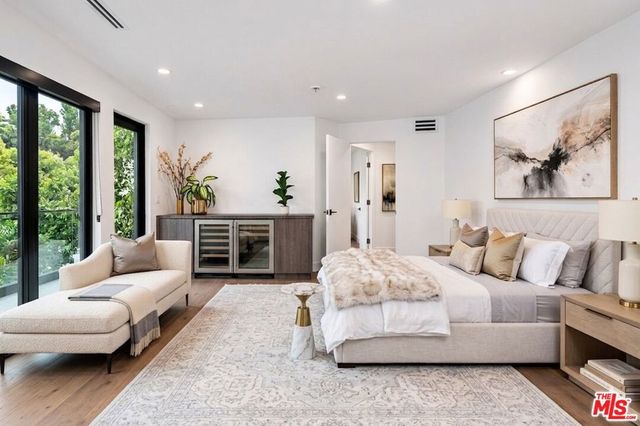 2021 Davies Way, Los Angeles, CA 90046