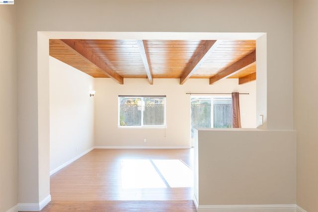 15079 Costela St, San Leandro, CA 94579
