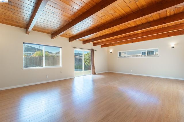 15079 Costela St, San Leandro, CA 94579