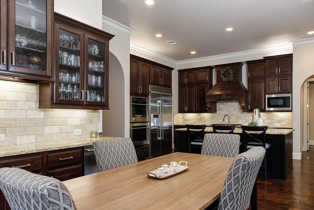 70 Lake Voyageur Drive, The Woodlands, TX 77389