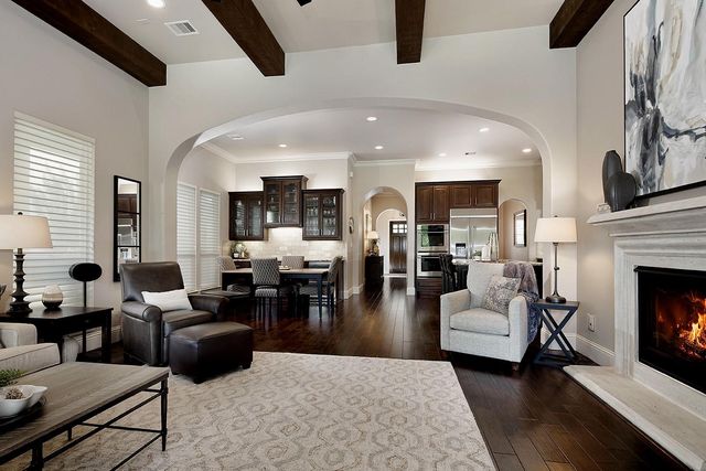 70 Lake Voyageur Drive, The Woodlands, TX 77389