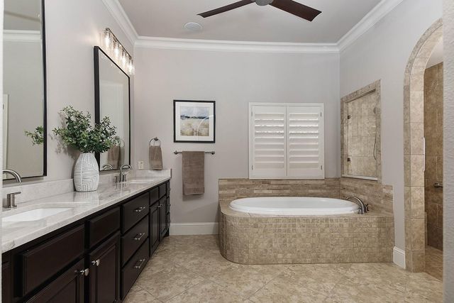 70 Lake Voyageur Drive, The Woodlands, TX 77389