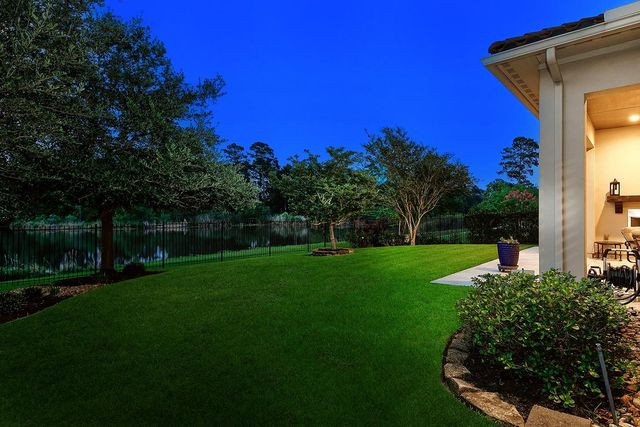 70 Lake Voyageur Drive, The Woodlands, TX 77389