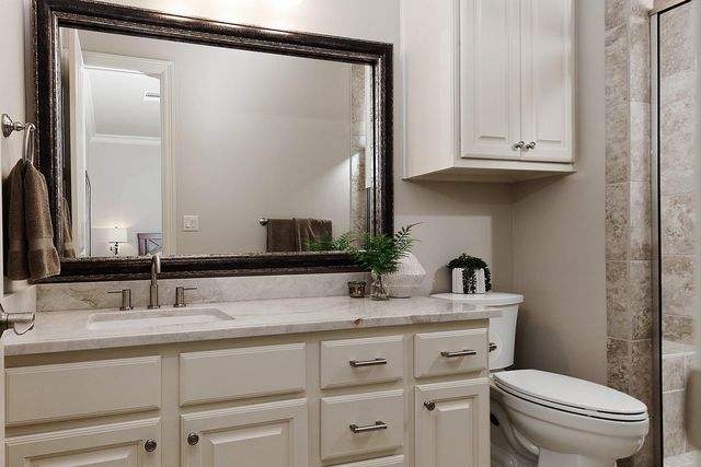 70 Lake Voyageur Drive, The Woodlands, TX 77389