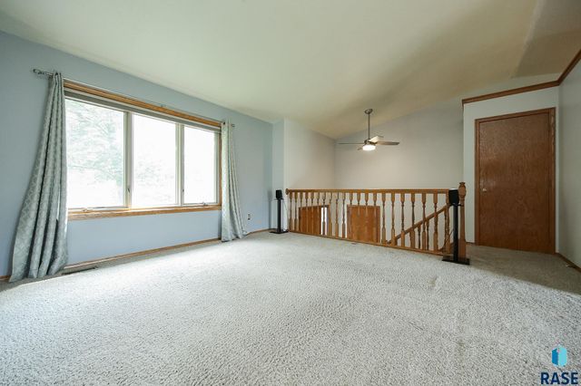 4409 E 36th St Street, Sioux Falls, SD 57103