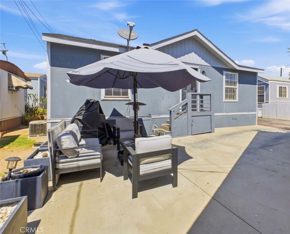 19548 E Cypress St 27, Covina, CA 91724