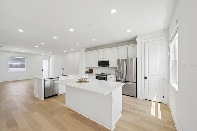 17712 BROADLEAF LOOP, Venice, FL 34293