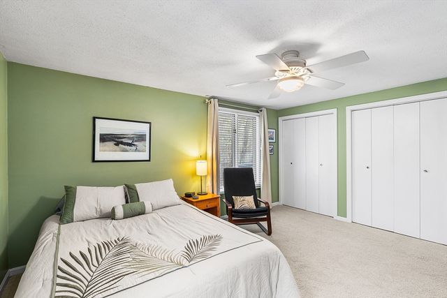 17 Pinebrook Ln 3, Easton, MA 02375