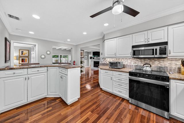 2081 NE 25th Street, Lighthouse Point, FL 33064