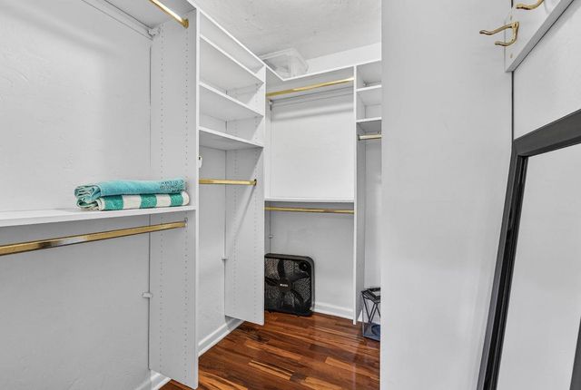 2081 NE 25th Street, Lighthouse Point, FL 33064