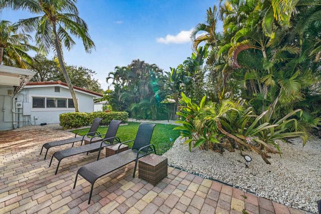 2081 NE 25th Street, Lighthouse Point, FL 33064